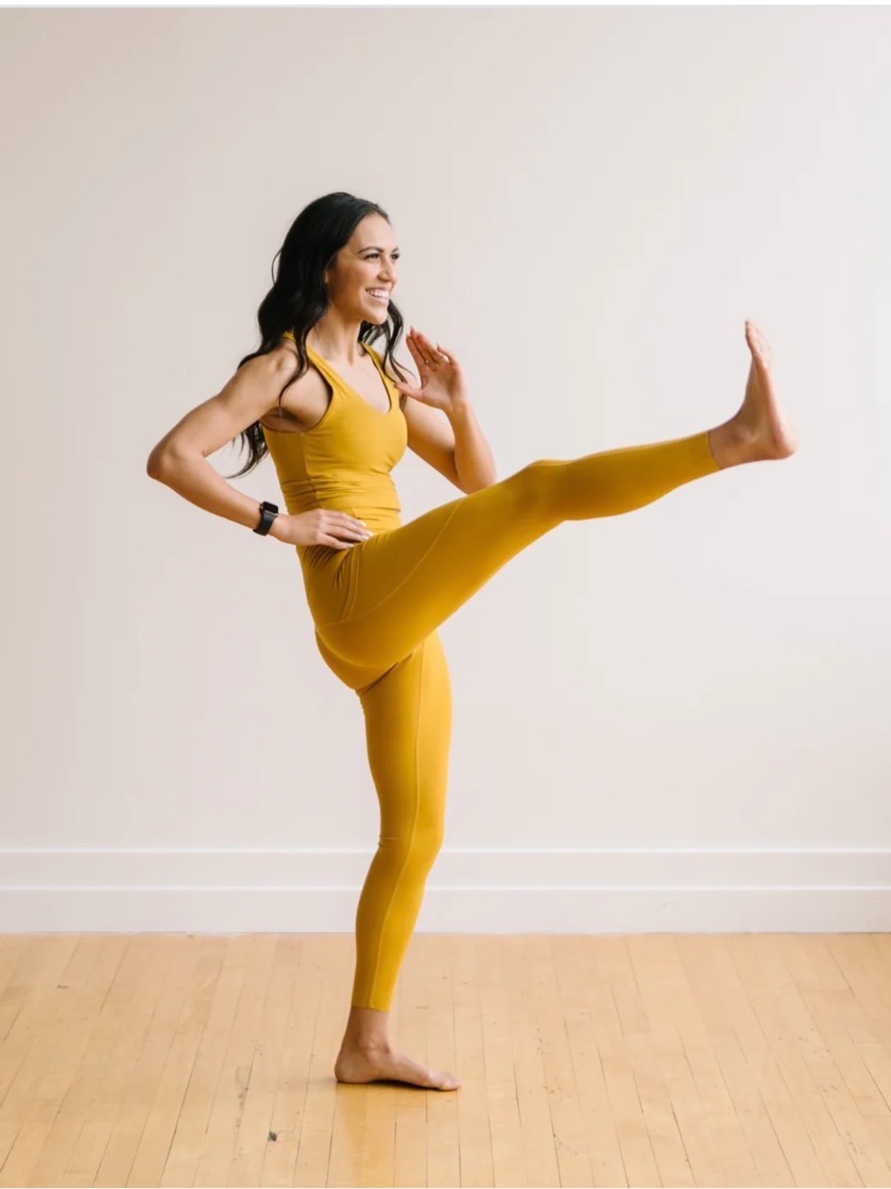 Maven Thread | Crop Tank Sports Bra | Yellow | M